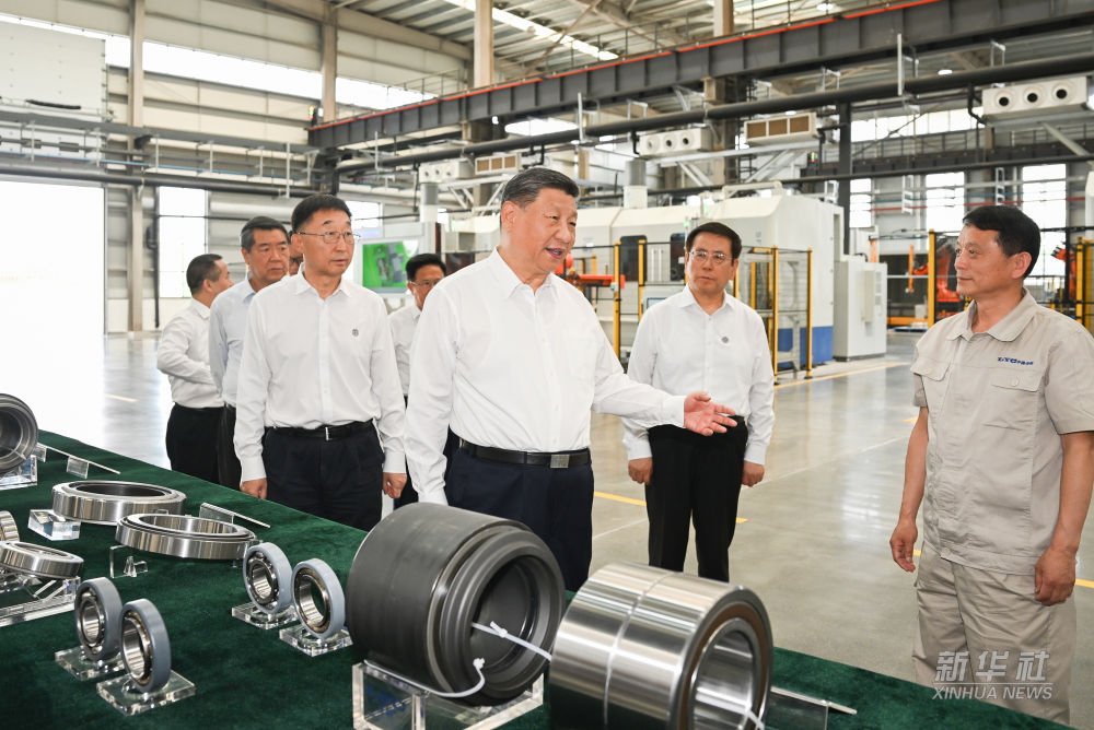 新华图讯丨习近平在河南洛阳市考察调研